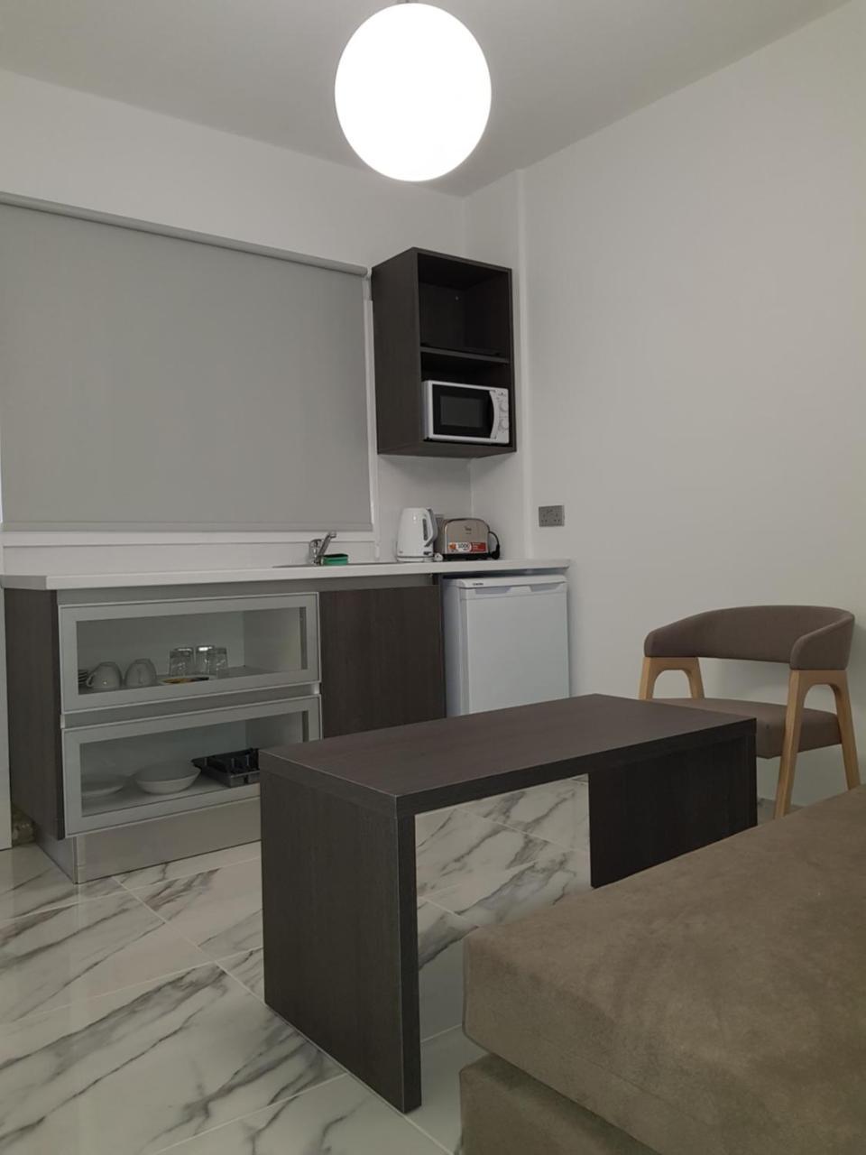 Les Palmiers Petrou Apartments Λάρνακα Εξωτερικό φωτογραφία